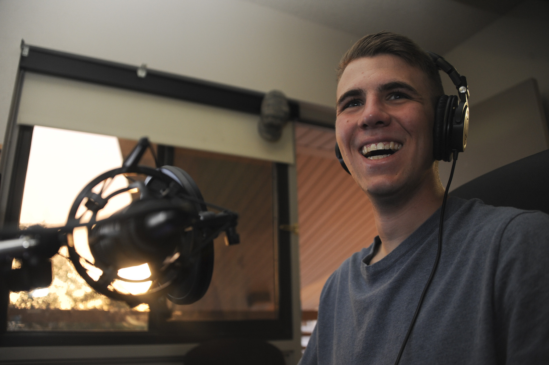 U.S. Air Force Airman 1st Class Anthony Webb, 612th Air Communications Squadron command and control systems technician, reads from an online chat room while streaming a video game at Davis-Monthan Air Force Base, Ariz., April 27, 2016. Streaming helped Webb become more social prior to joining the Air Force. He is now set on building a community by streaming five days a week and holds sessions on Sundays specifically to interact with his followers and receive feedback. (U.S. Air Force photo by Airman Nathan H. Barbour/Released)